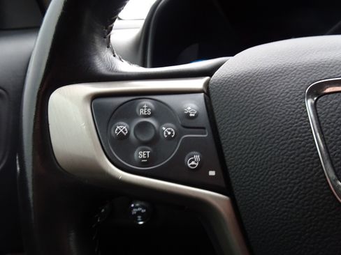 Used 2022 GMC Canyon Denali image 23