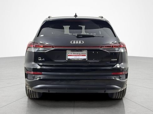 Used 2024 Audi Q4 e-tron Premium Plus w/ Premium Plus AWD/4WD image 4