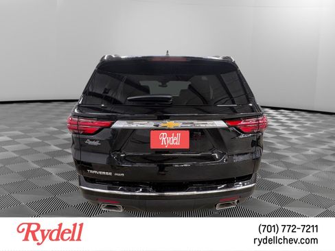 Used 2023 Chevrolet Traverse High Country image 4