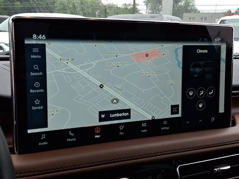 Certified 2023 Lincoln Nautilus Reserve AWD/4WD image 19
