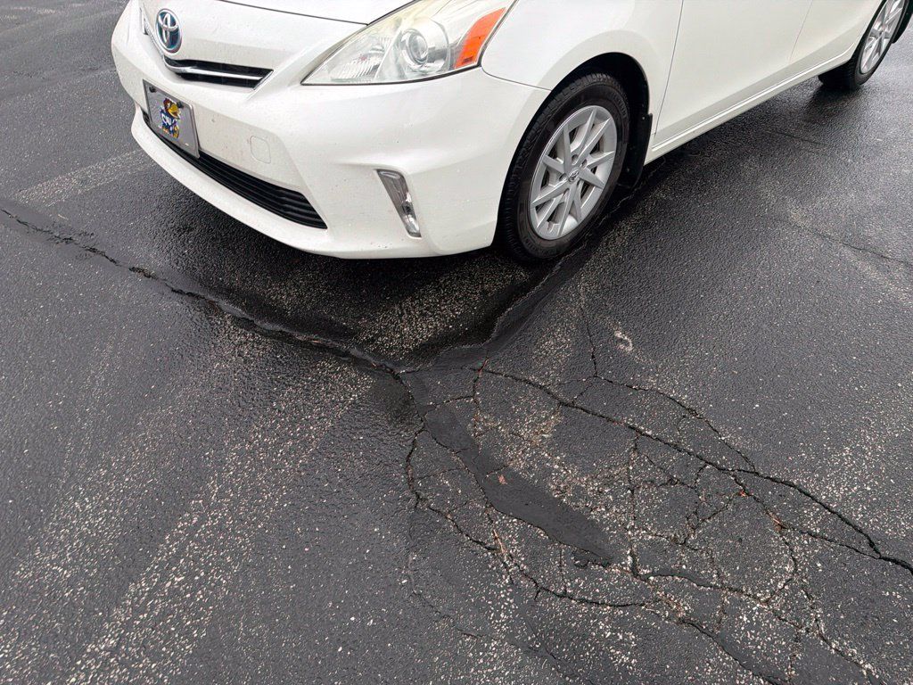 Used 2013 Toyota Prius V Three FWD image 2