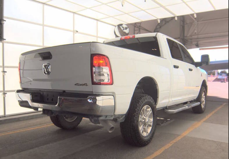 Used 2024 RAM 2500 Big Horn w/ Off Road Package AWD/4WD image 4