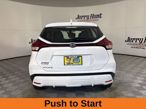Used 2023 Nissan Kicks S image 6