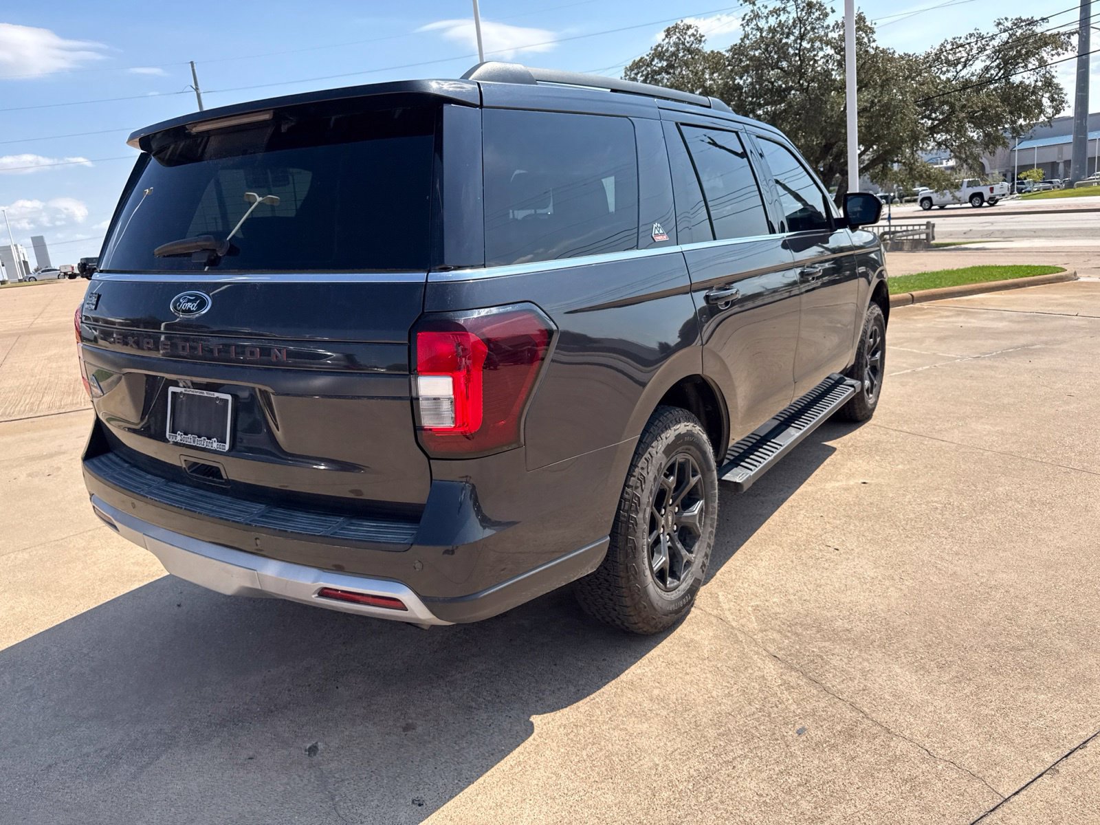Used 2022 Ford Expedition Timberline AWD/4WD image 7