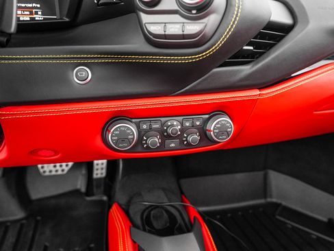 Used 2018 Ferrari 488 Spider RWD image 27