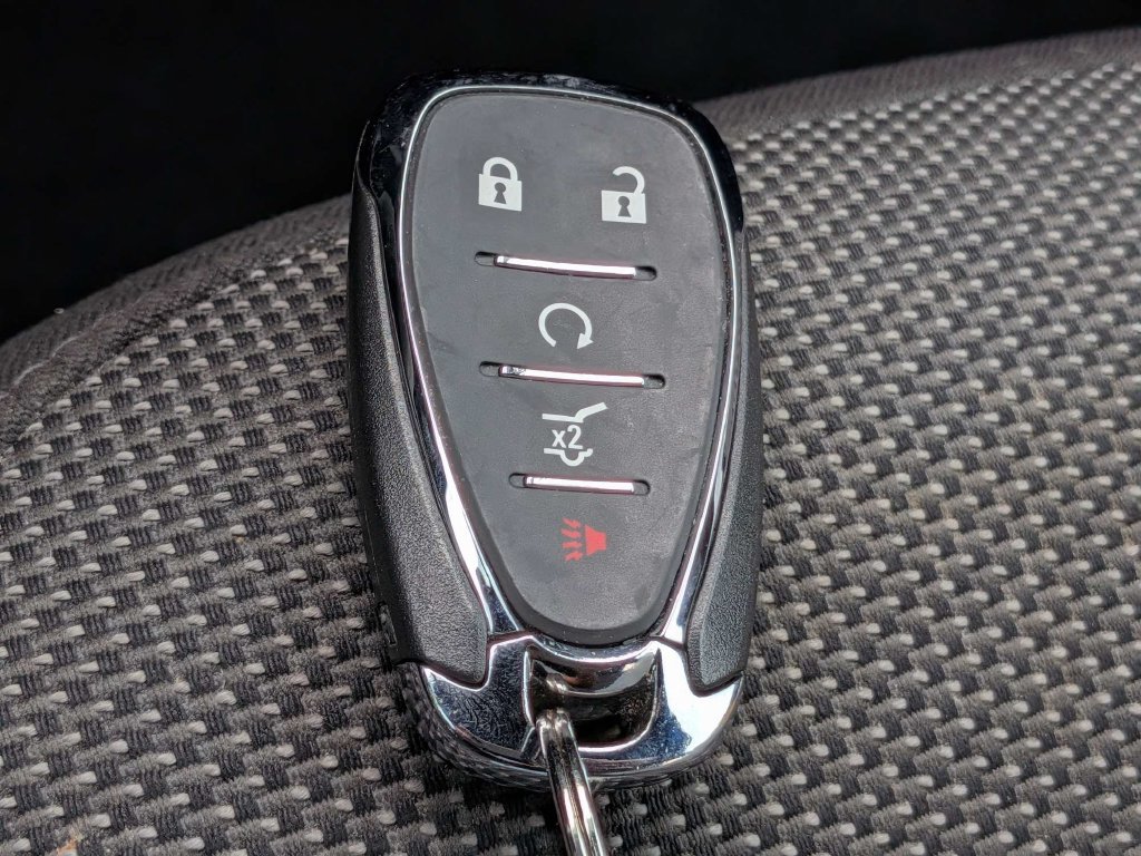 Used 2023 Chevrolet Traverse LT FWD image 31