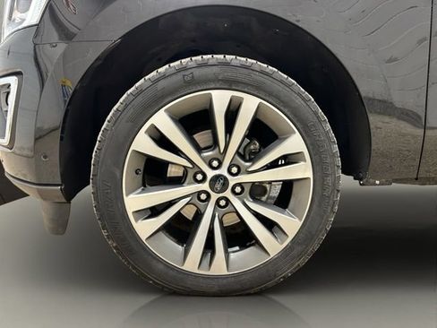 Used 2020 Ford Expedition Max Limited w/ Equipment Group 302A AWD/4WD image 25
