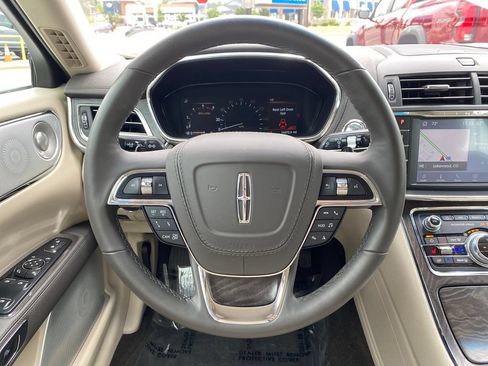 Used 2020 Lincoln Continental Reserve w/ Luxury Package AWD/4WD image 14