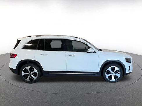 Used 2025 Mercedes-Benz GLB 250 image 16