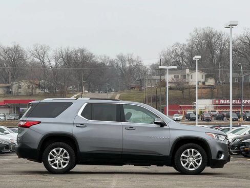 Used 2018 Chevrolet Traverse LT image 5