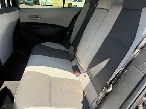 Used 2023 Toyota Corolla LE w/ Carpet Mat Package (TMS) FWD image 11