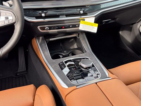 New 2026 BMW X5 xDrive50e image 23