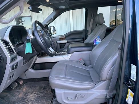 Used 2018 Ford F150 Lariat w/ Equipment Group 502A Luxury image 3