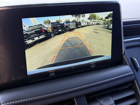 Used 2022 GMC Yukon SLT image 21