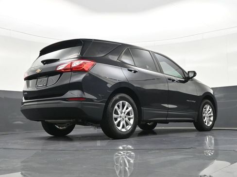Used 2020 Chevrolet Equinox LS FWD image 30