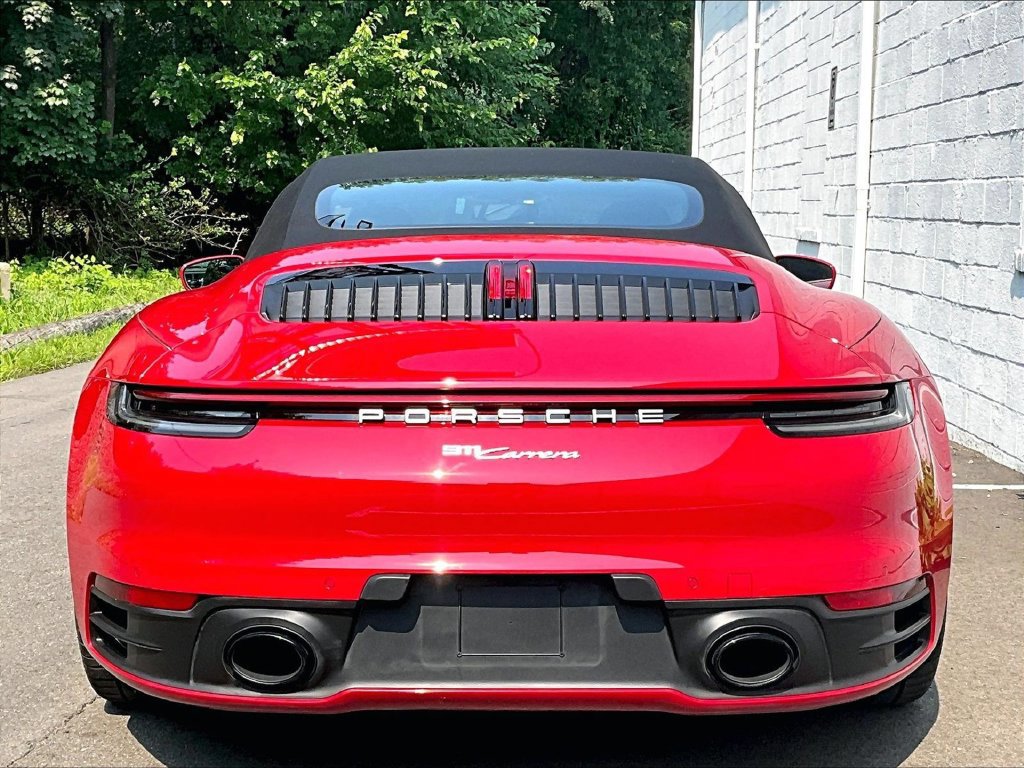 Used 2023 Porsche 911 Carrera RWD image 9
