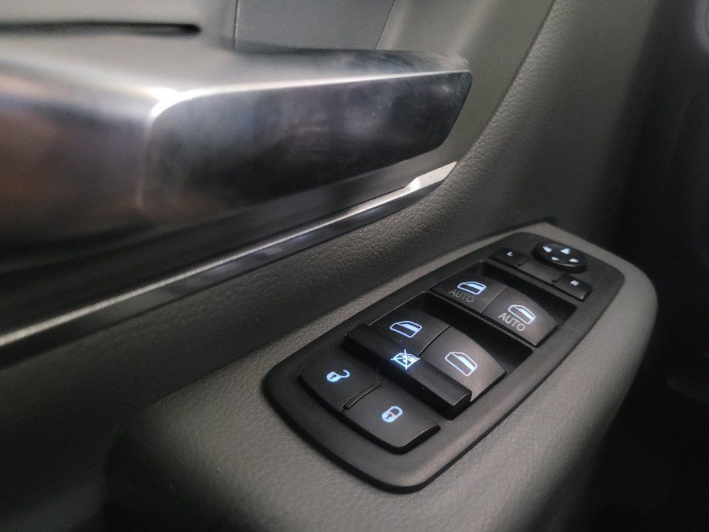 Used 2019 RAM 1500 Big Horn RWD image 27