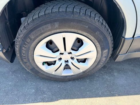 Used 2013 Subaru Outback 2.5i AWD/4WD image 35