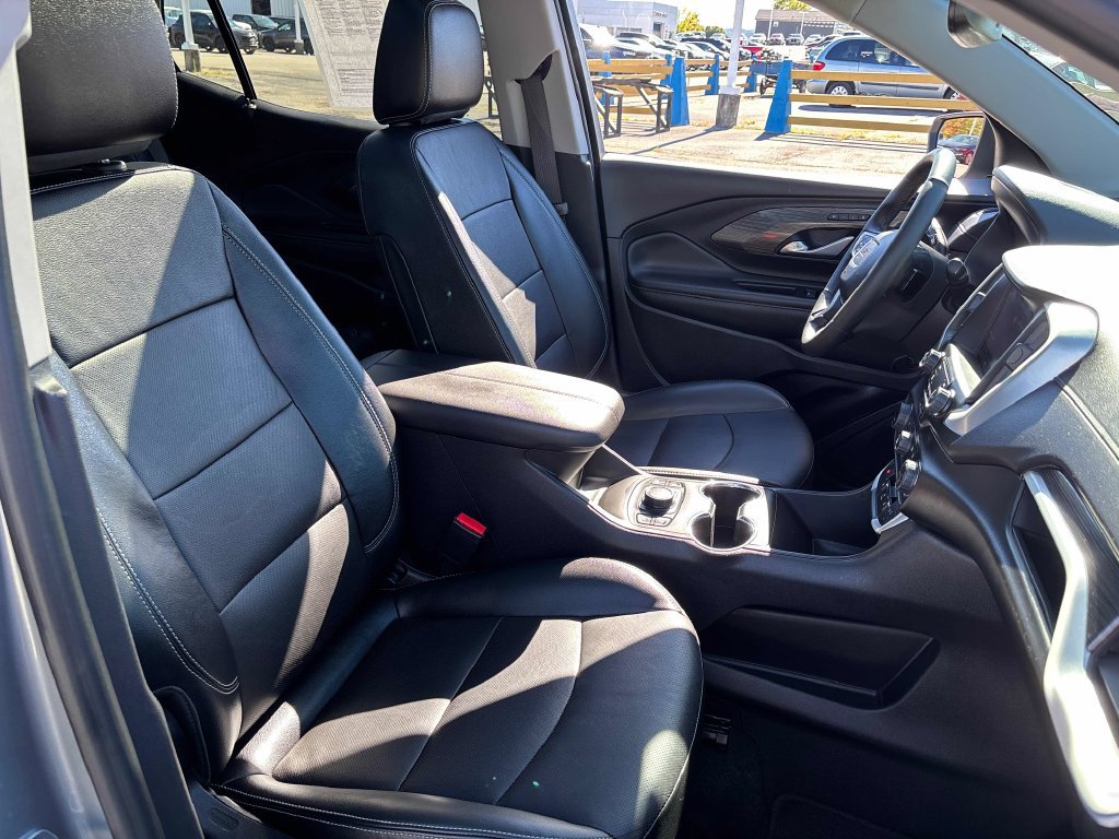 Used 2023 GMC Terrain SLT w/ Elevation Edition AWD/4WD image 28