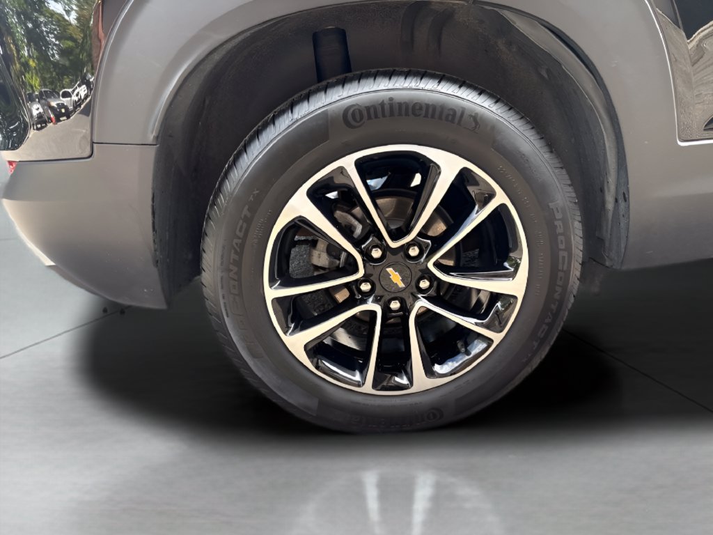 Used 2024 Chevrolet TrailBlazer LT FWD image 30