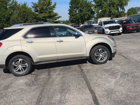 Used 2016 Chevrolet Equinox LTZ w/ Enhanced Convenience Package FWD image 10