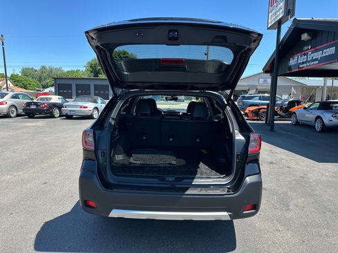 Used 2023 Subaru Outback Limited AWD/4WD image 7
