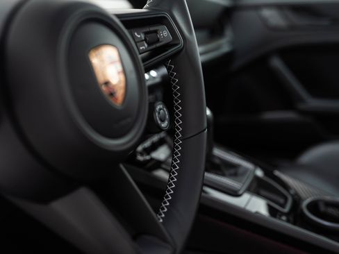 Used 2026 Porsche 911 GT3 RWD image 27