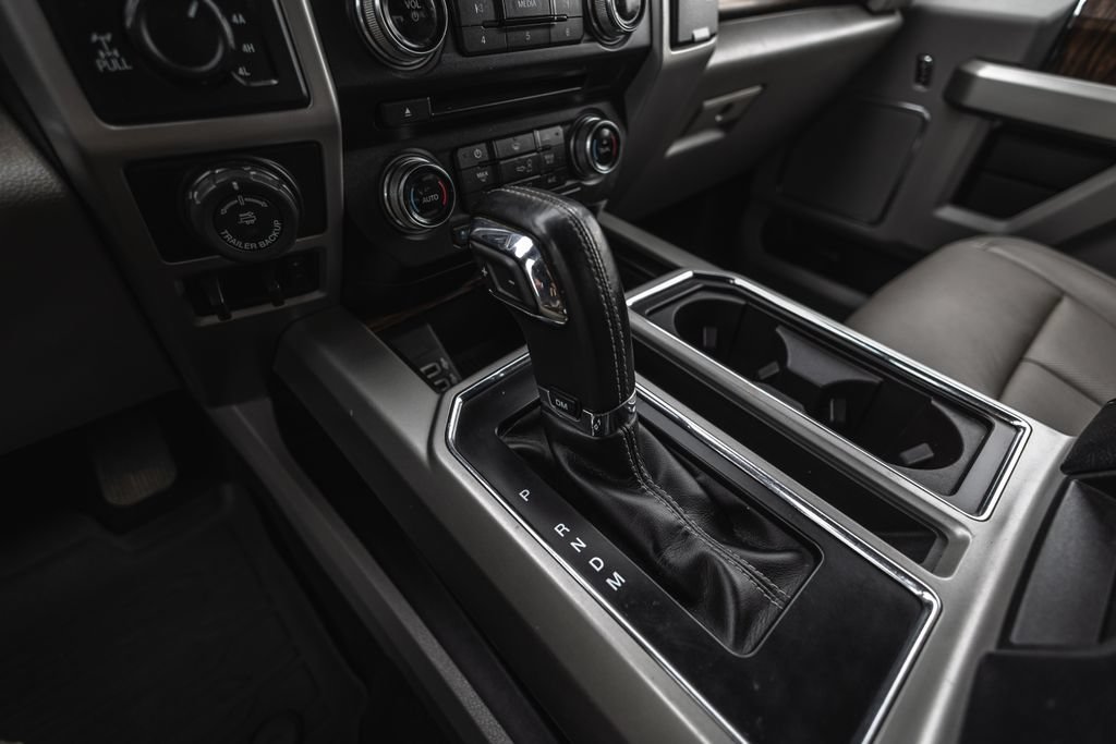 Used 2018 Ford F150 Lariat w/ Equipment Group 501A Mid AWD/4WD image 18
