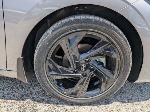 New 2026 Hyundai Elantra SEL Sport Premium FWD image 9