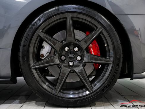 Used 2021 Ford Mustang Shelby GT500 w/ Carbon Fiber Track Pack RWD image 77