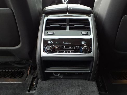 Used 2020 BMW M760i xDrive w/ Luxury Rear Seating Package AWD/4WD image 24
