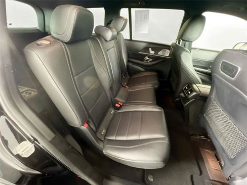Used 2020 Mercedes-Benz GLS 450 4MATIC image 27