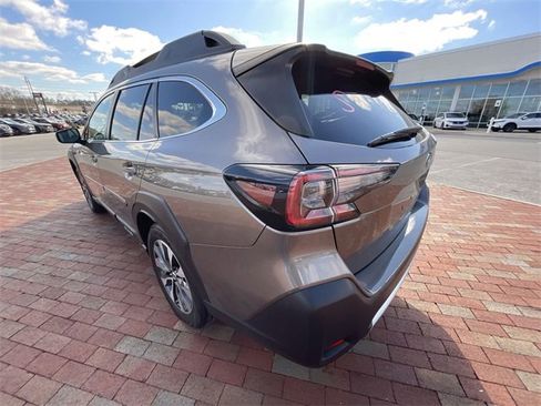 Used 2023 Subaru Outback Limited XT image 17