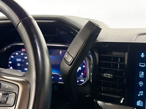 Used 2024 Chevrolet Silverado 3500 High Country w/ Technology Package image 17