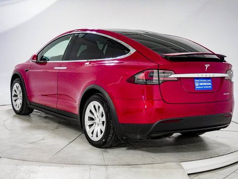 Used 2021 Tesla Model X Performance image 5