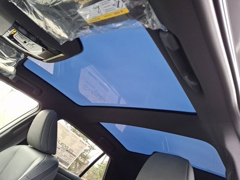 New 2026 Lexus RZ 450e Premium image 10