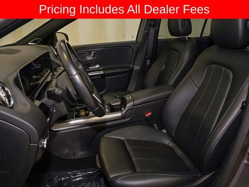 Used 2021 Mercedes-Benz GLA 250 4MATIC image 11