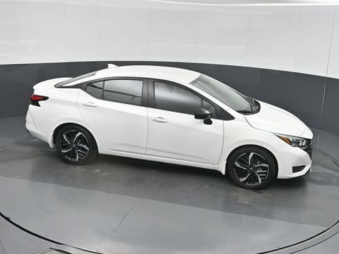 Used 2023 Nissan Versa SR w/ Trunk Package FWD image 40