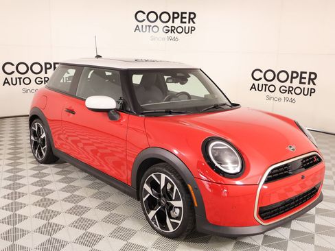 Certified 2025 MINI Cooper S FWD image 1