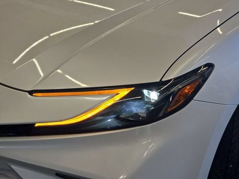 Used 2025 Toyota Camry XSE w/ Premium Package FWD image 33