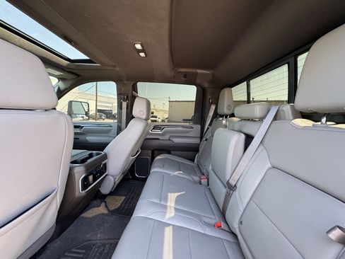 Used 2024 Chevrolet Silverado 2500 LTZ w/ LTZ Convenience Package image 2