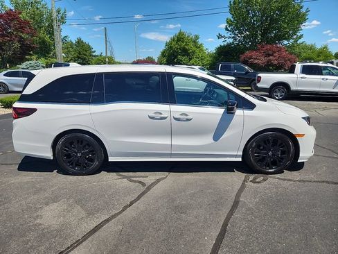 Used 2025 Honda Odyssey Sport-L image 7