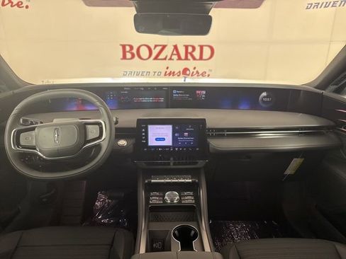 New 2025 Lincoln Nautilus Reserve w/ Jet Appearance Package image 9