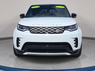 Used 2025 Land Rover Discovery Metropolitan Edition video 2