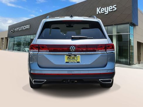 Used 2024 Volkswagen Atlas SE FWD image 6