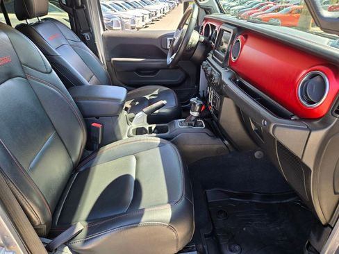 Used 2020 Jeep Gladiator Rubicon w/ Trailer Tow Package image 20