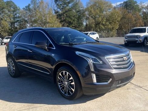 Used 2017 Cadillac XT5 Premium Luxury w/ Driver Assist Package image 5