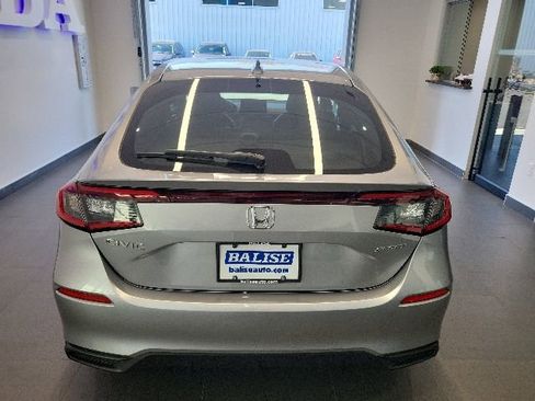 Used 2024 Honda Civic Sport image 5