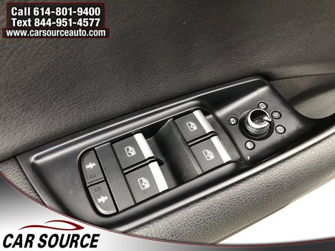 Used 2017 Audi Q7 3.0T Premium Plus w/ Premium Plus Package image 18