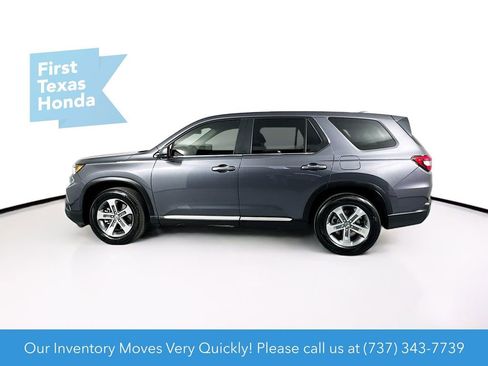 Used 2025 Honda Pilot EX-L image 4